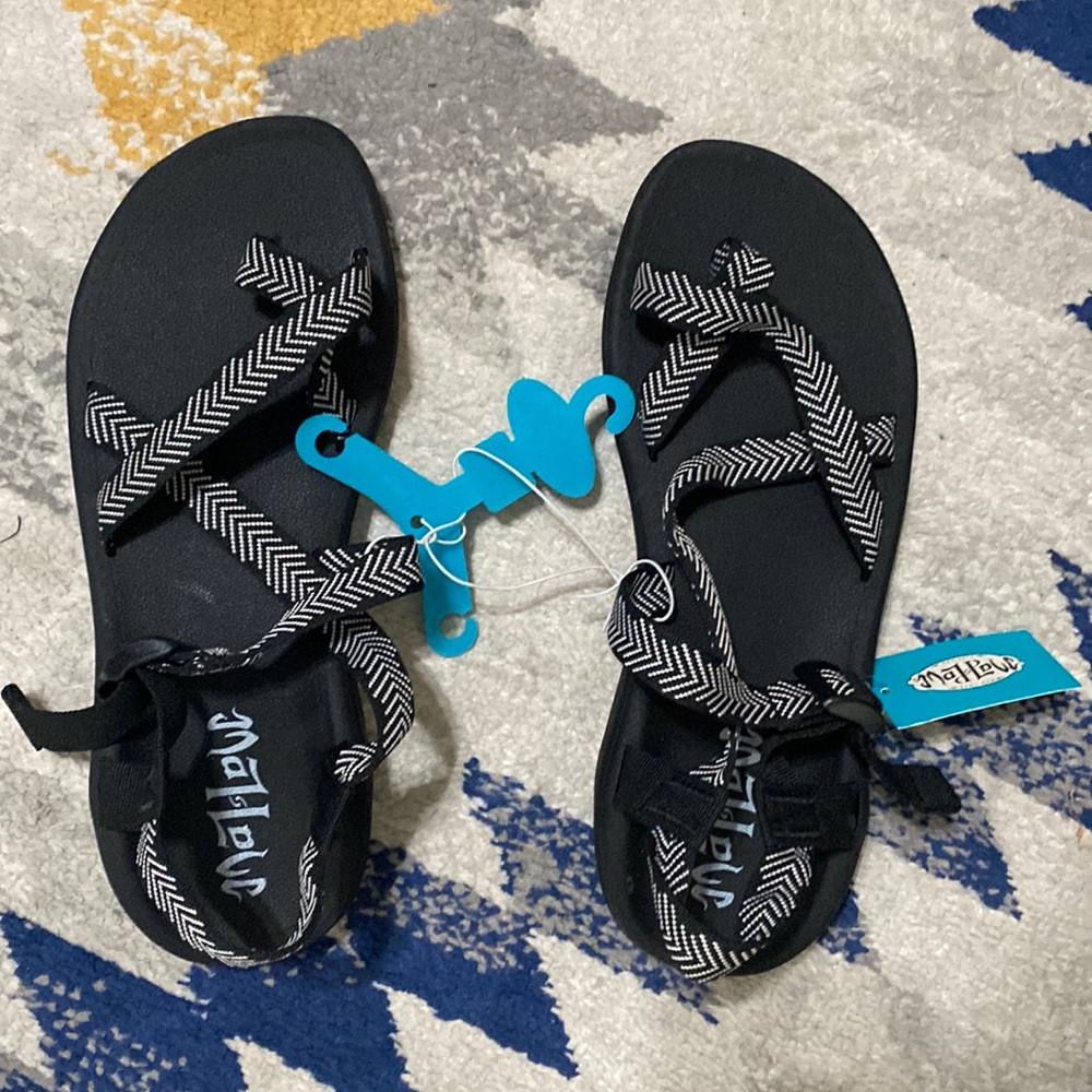 Womens sandals